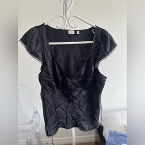 Aritzia - Wilfred Silk Shirt